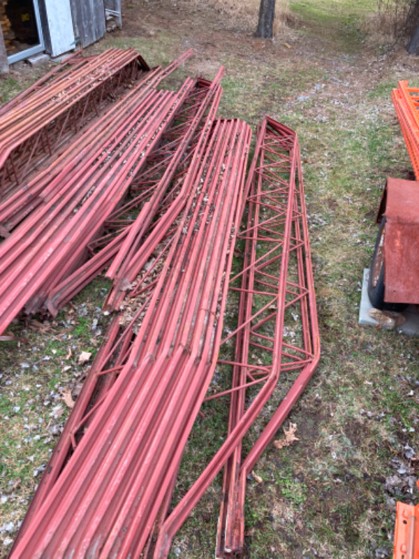 17’ Steel joist / pole barn etc. 16” steel web design dans Étagères et rayonnages industriels  à North Bay - Image 4