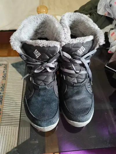 Columbia snow boots, View more