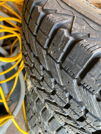 firestone winterforce UV winter tire 225/70R16
