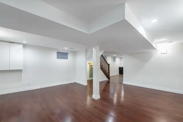 East York Basement for Rent in Long Term Rentals in City of Toronto - Image 5