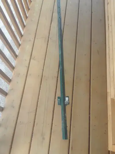 H-steel, 3.5" wide by 5' tall green fence posts. Used for only 1 year - like new condition, no rust....