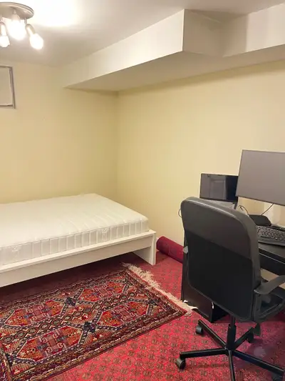Ready to move-in Furnished 1-Bedroom Basement Apartment in Toronto, Davenport/Junction Area – Availa...