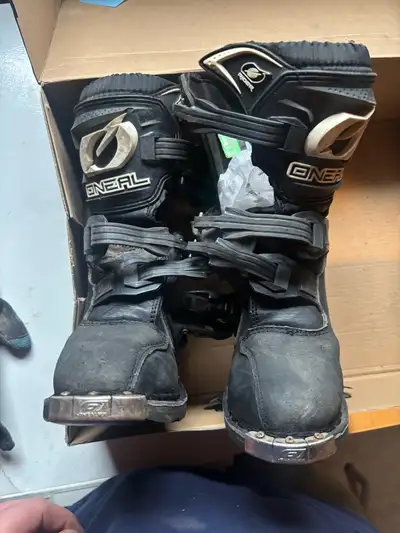 These O'Neal youth size 13 dirtbike boots are in great condition, $80 or best offer