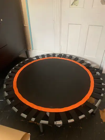 Rebounder/Trampoline., View more