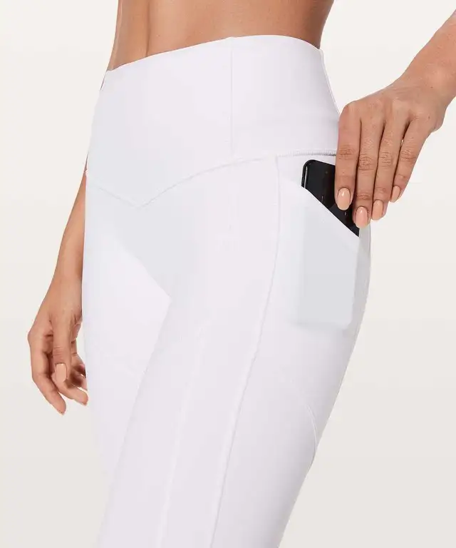 Lululemon All the Right Places High-Rise Pant 28" in Women's - Bottoms in Mississauga / Peel Region - Image 4