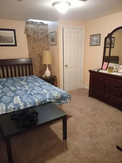 ROOM FOR RENT. OSHAWA
