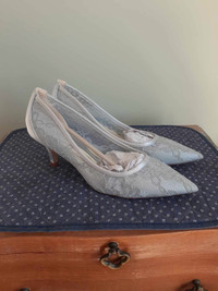 New Graduation/Wedding Shoes. Size 6.5, Silver/Blue