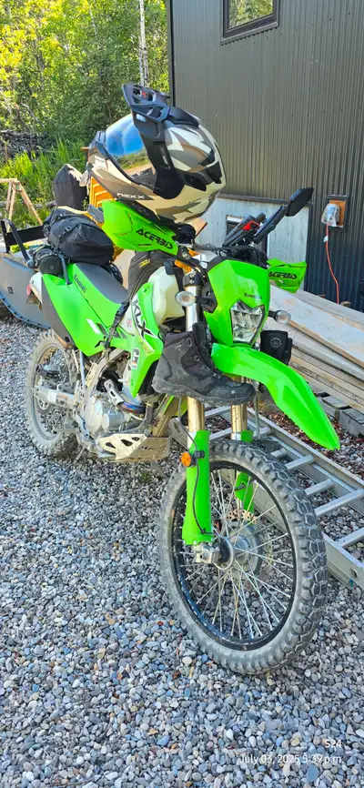 Upgraded IMS 3.8 Gal tank, bar risers & handle protectors, skid plate, rear rack