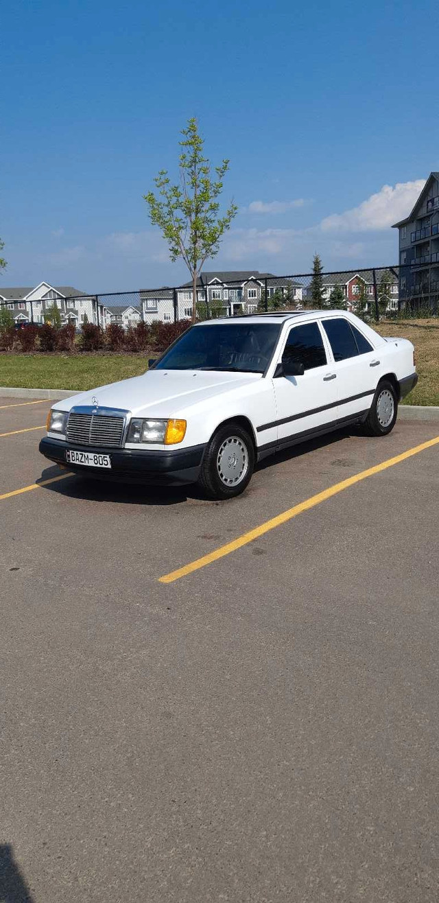 1988 Mercedes Benz 260e in Cars & Trucks in Edmonton