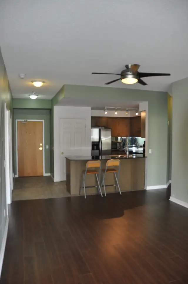 Room for rent in Room Rentals & Roommates in City of Toronto - Image 5