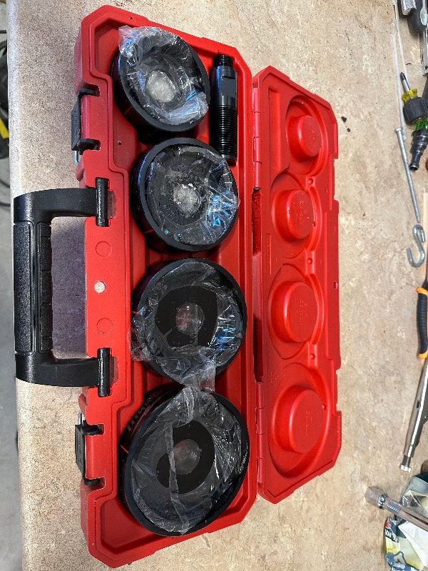 Milwaukee MIL267723 M18 FORCE LOGIC 6 Ton Knockout Tool Power Tools