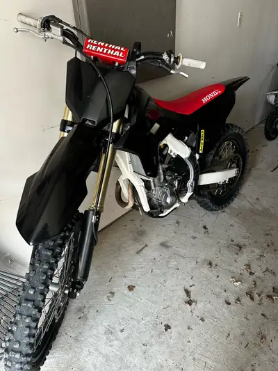 sadly time to get rid of my 2022 crf250rx, has been an absolutely amazing bike, very good condition...