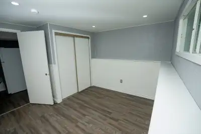 3 Bedroom 2 Bathroom Shared Living Space - Brock University