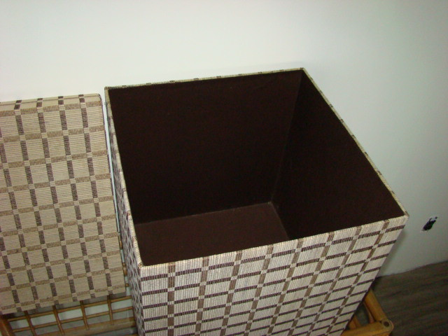 Decorative Storage Cube with Lid in Home Décor & Accents in Comox / Courtenay / Cumberland - Image 4
