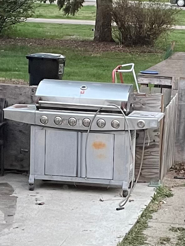 Free natural gas bbq Free Stuff Edmonton Kijiji