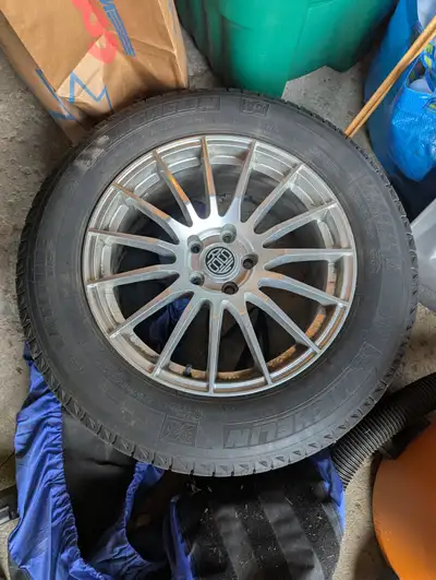 Selling a set of Michelin X-Ice winter tires on RSSW alloy rims. Tires have been used for 4 seasons,...