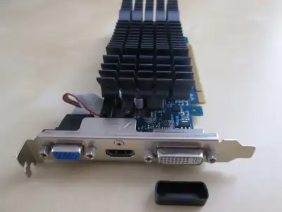 Carte ASUS NVIDIA GeForce GT625 2GB DDR3 VGA DVI HDMI Video Card, View more