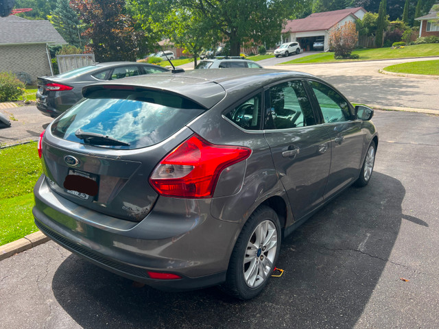 2012 Ford Focus 5 door 5 speed. in Cars & Trucks in Kitchener / Waterloo - Image 4