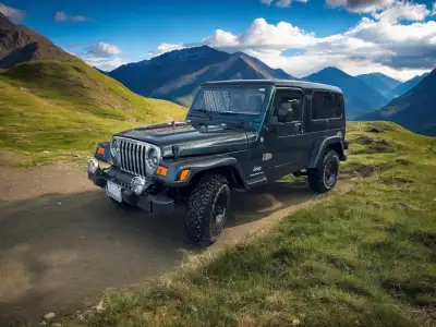 2005 Jeep LJ. 4.0 litre 6 speed Manual Lots of work in the last year, including: New lower rear cont...