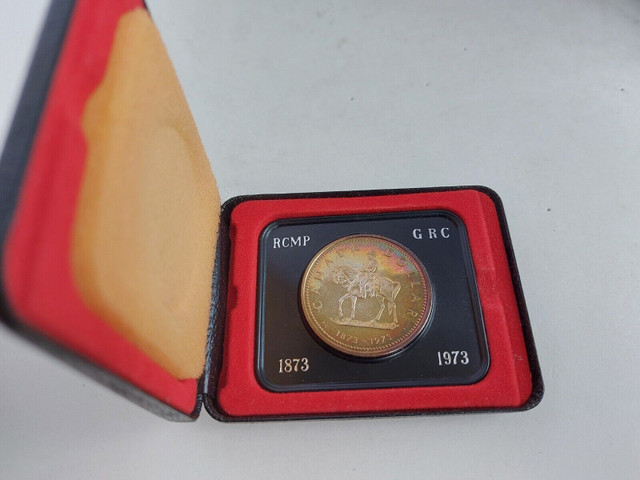1973 (1873~)CANADA RCMP Commemorative CASED SILVER DOLLAR NEW!!! in Arts & Collectibles in Thunder Bay - Image 3