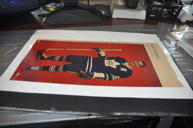 Bob pulford Toronto Maple Leafs nhl hockey 1963  from quebec mag in Arts & Collectibles in Victoriaville - Image 3
