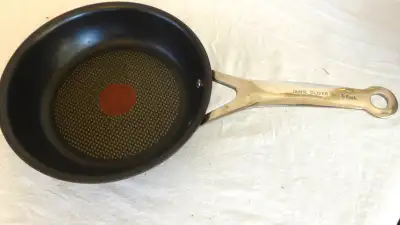 T-FAL 8-Inch Nonstick Stir Fry Pan, View more