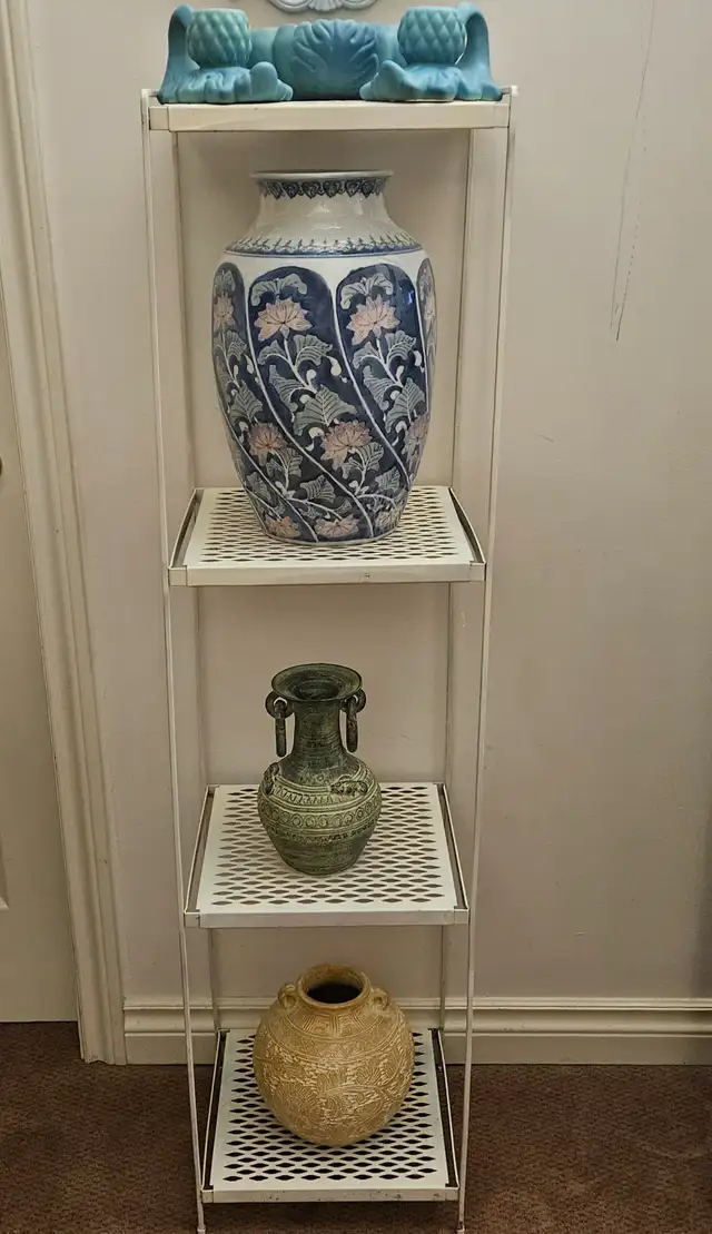 MCM WHITE 4 TIER SHELF MESH RETRO DISPLAY PLANT STAND BOOK SHELF in Bookcases & Shelving Units in City of Toronto - Image 3