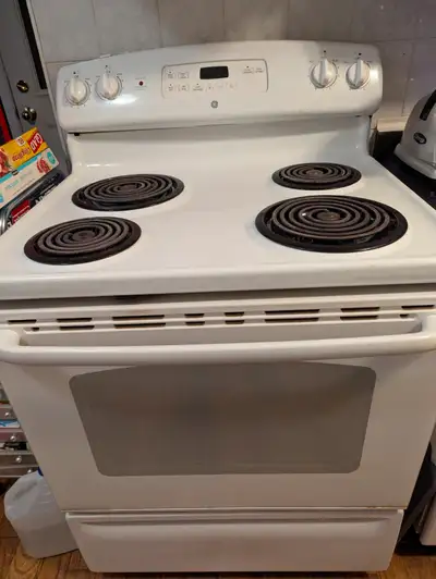 We’re parting ways with our beloved General Electric stove and hoping it finds a new home where it’l...