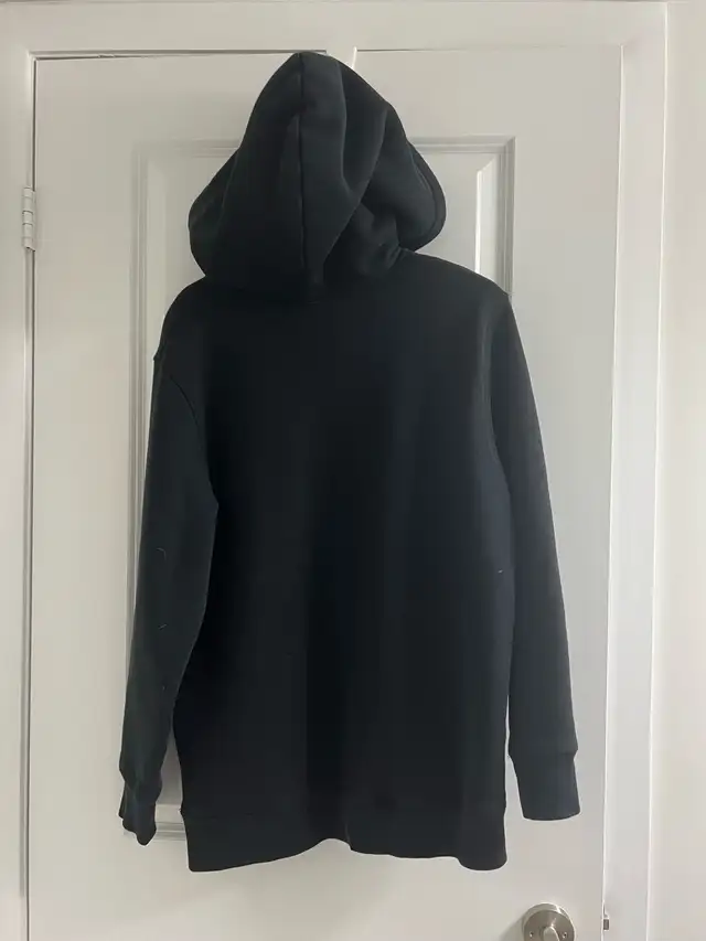 Burberry Hoodie in Men's in Markham / York Region - Image 3