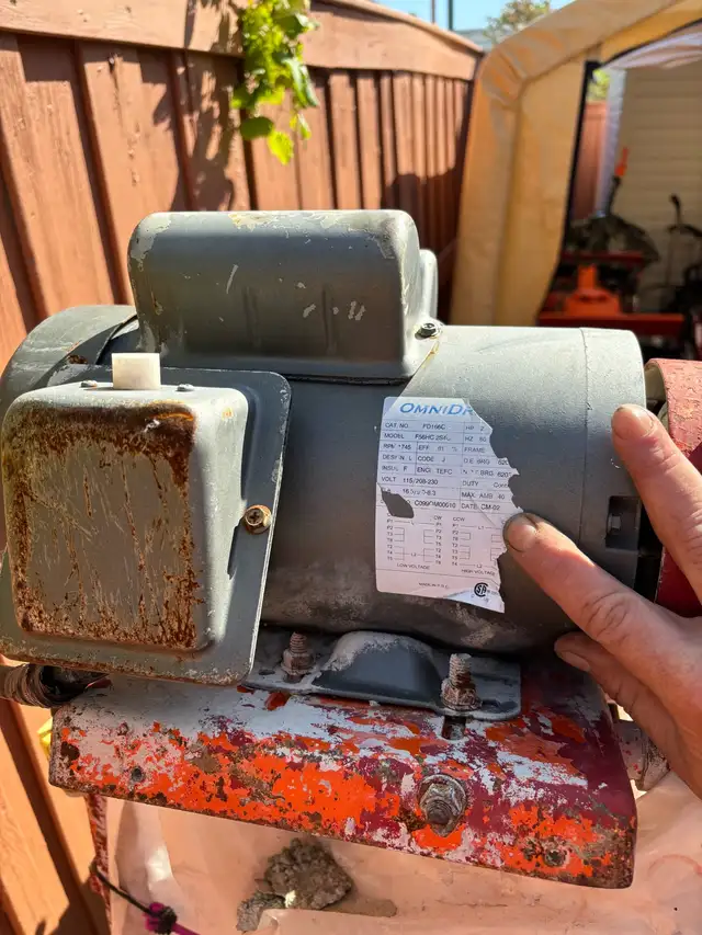 Concrete saw63893269514499123