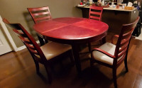 Dinning table for 6 persons (size adjustable from 4 to 6)