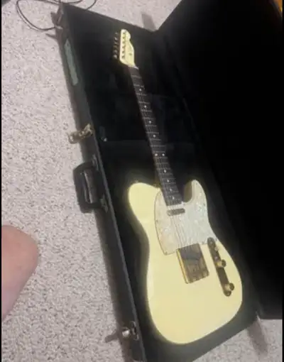  1994/95 fender MIJ telecaster custom pearl binding, View more