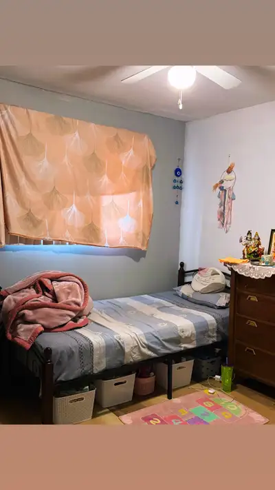 Serious inquiries only ONLY FOR GIRLS - 1 space available in shared room for rent - Internet and all...