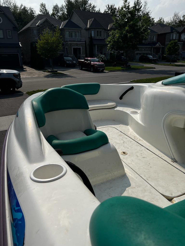 Selling 1997 seadoo challenger  in Powerboats & Motorboats in Oshawa / Durham Region - Image 4