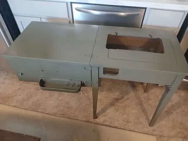 Sewing Table in Other in Bedford - Image 3