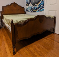 Solid wood Double bed with/without mattress!