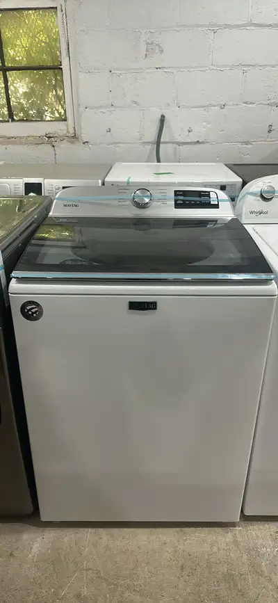 Excellent working condition appliance with no missing parts Top of the line brand Available for deli...