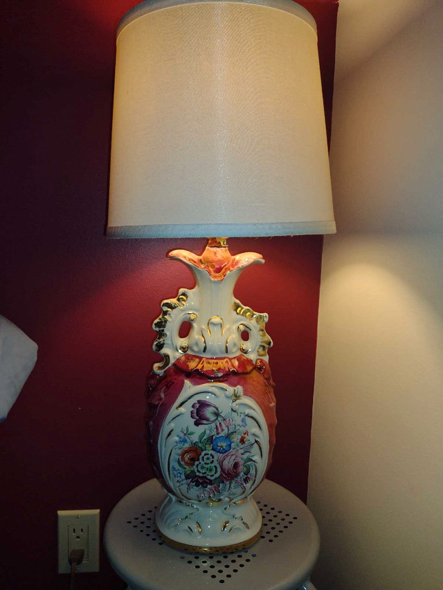 Lampe antique de collection  dans Art et objets de collection  à Val-d'Or