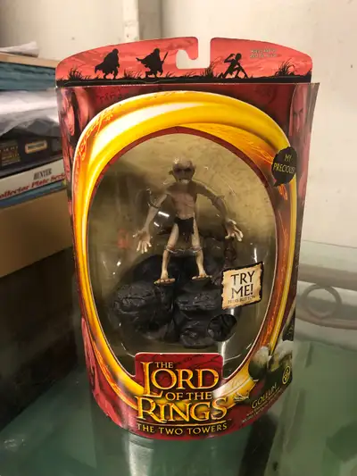 not sure how the batteries are in the base , they had it wrapped up pretty good so leftthat for the...