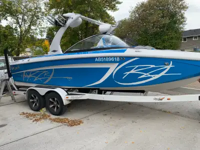2013 Tige RZR Surf Boat. Excellent conditioned. Maintained yearly, stored indoors, all seating cushi...