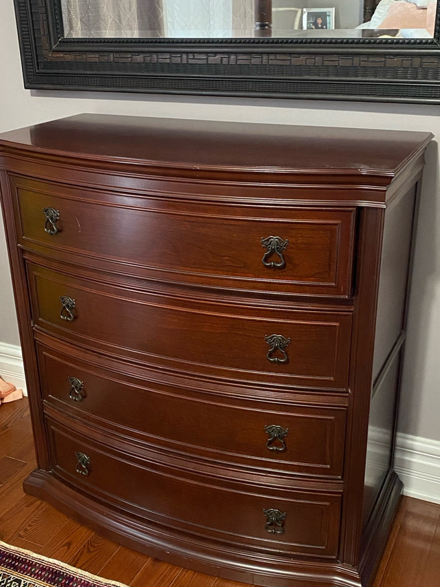 Bombay herning Queen Bedroom Set in Multi-item in Ottawa - Image 2