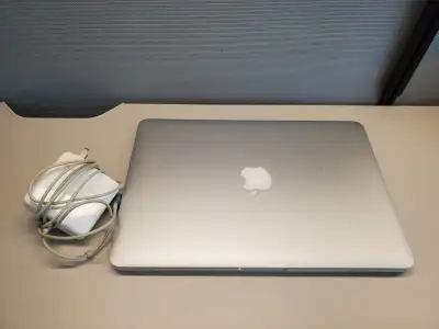 MacBook Air 13-inch 2015 on macOS13 Ventura 8G/128G SSD $175, View more