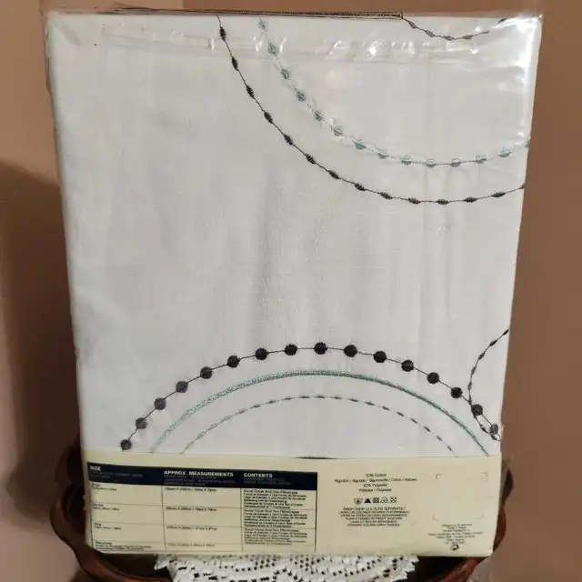 King Size Duvet Set/ New in Bedding in Ottawa - Image 3