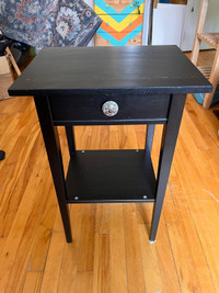 Night stand \ Accent table 