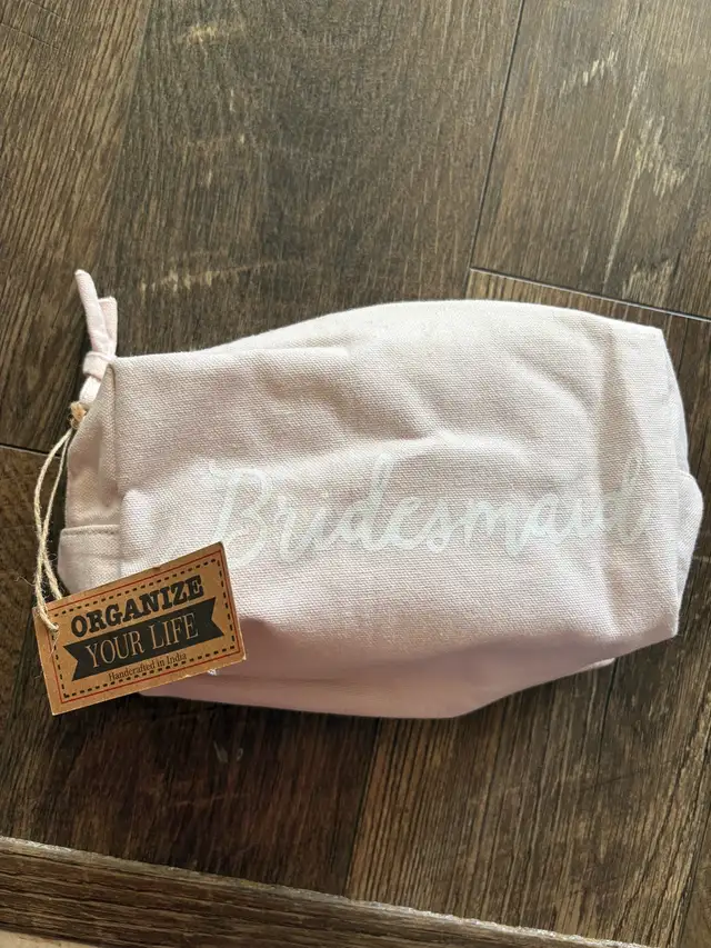 Bridesmaid Carryall63760518971649120