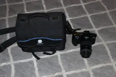 VINTAGE MINOLTA MAXXUM 400SI FILM CAMERA KIT, View more