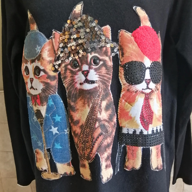 NESS Cat Sweater with Sequins & Sparkly Beads - L -  NEW in Accessories in Bedford - Image 2