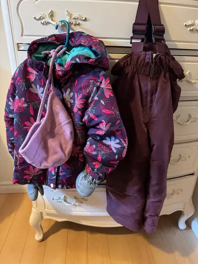 Complete winter suit for 3-4 years old, View more