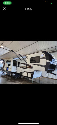 2017 Dutchman toy hauler 3605 with warranty! And No GST!!!
