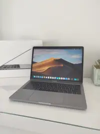 MacBook Pro (13-inch, Touchbar, 2018) (i5, 16GB, 256GB)